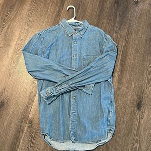 Uniqlo Men's Denim Button Down Shirt
